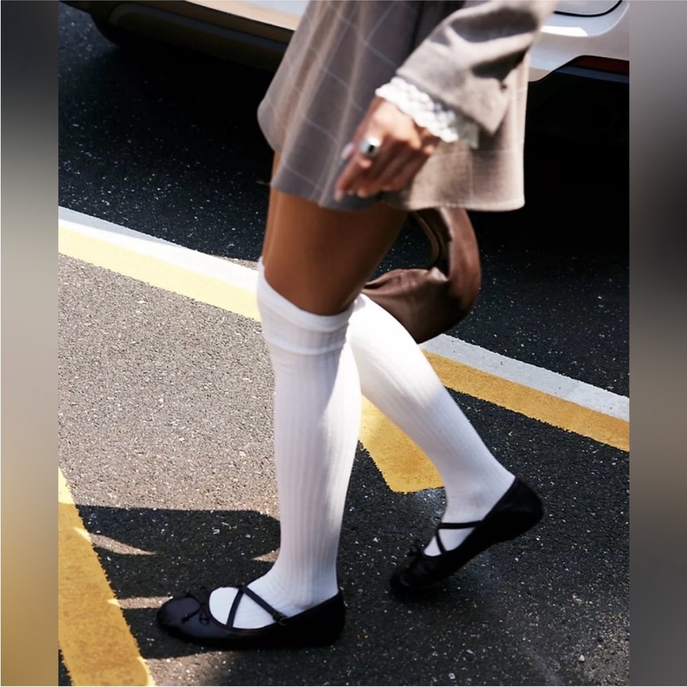 NWT Free People Viola Over The Knee Socks, Ivory - Picture 2 of 9